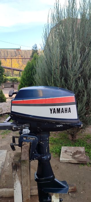 Лодочний мотор двигун Yamaha 8
