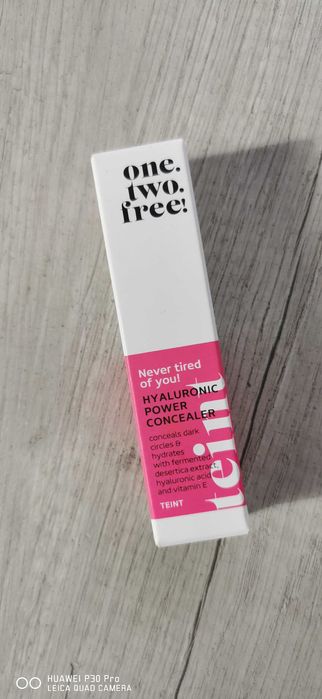 Korektor One two free Douglas 02 Natural