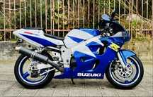 Suzuki Gsxr 600.