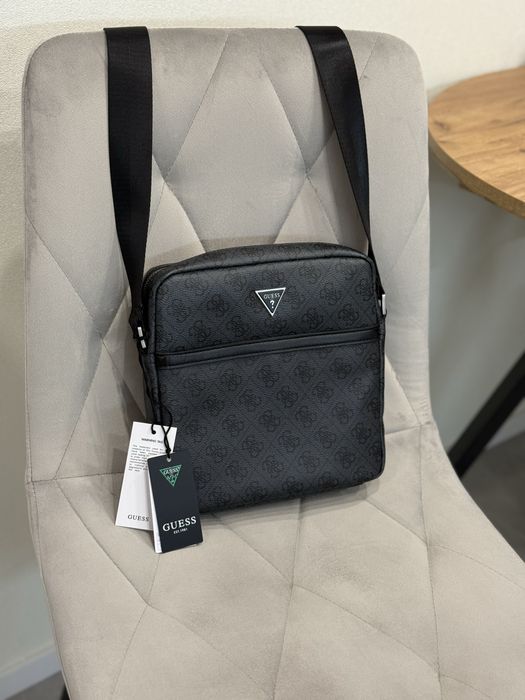 Чоловіча оригінальна сумка Guess Vezzola