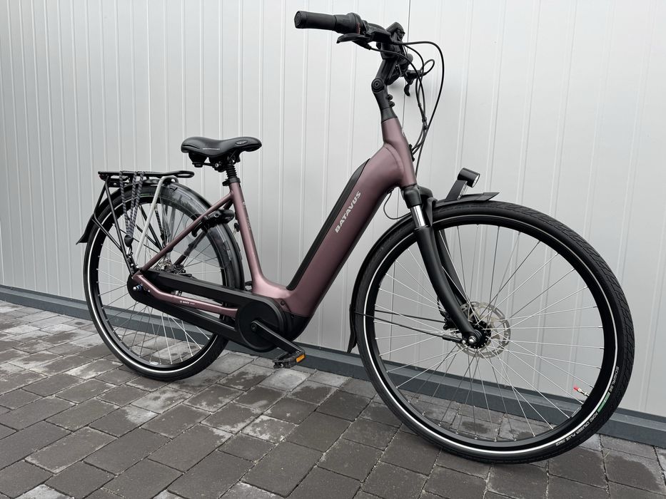 BATAVUS Finez E-go Power mata Sangria