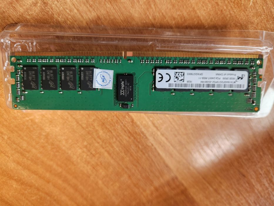 Серверна пам'ять Micron ECC DDR4 16Gb 2400