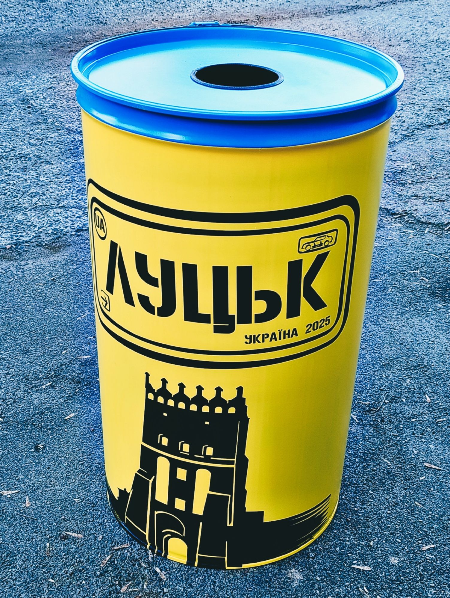 Урна, смітник у формі бочки 200л з вашим логотипом у різних кольорах.