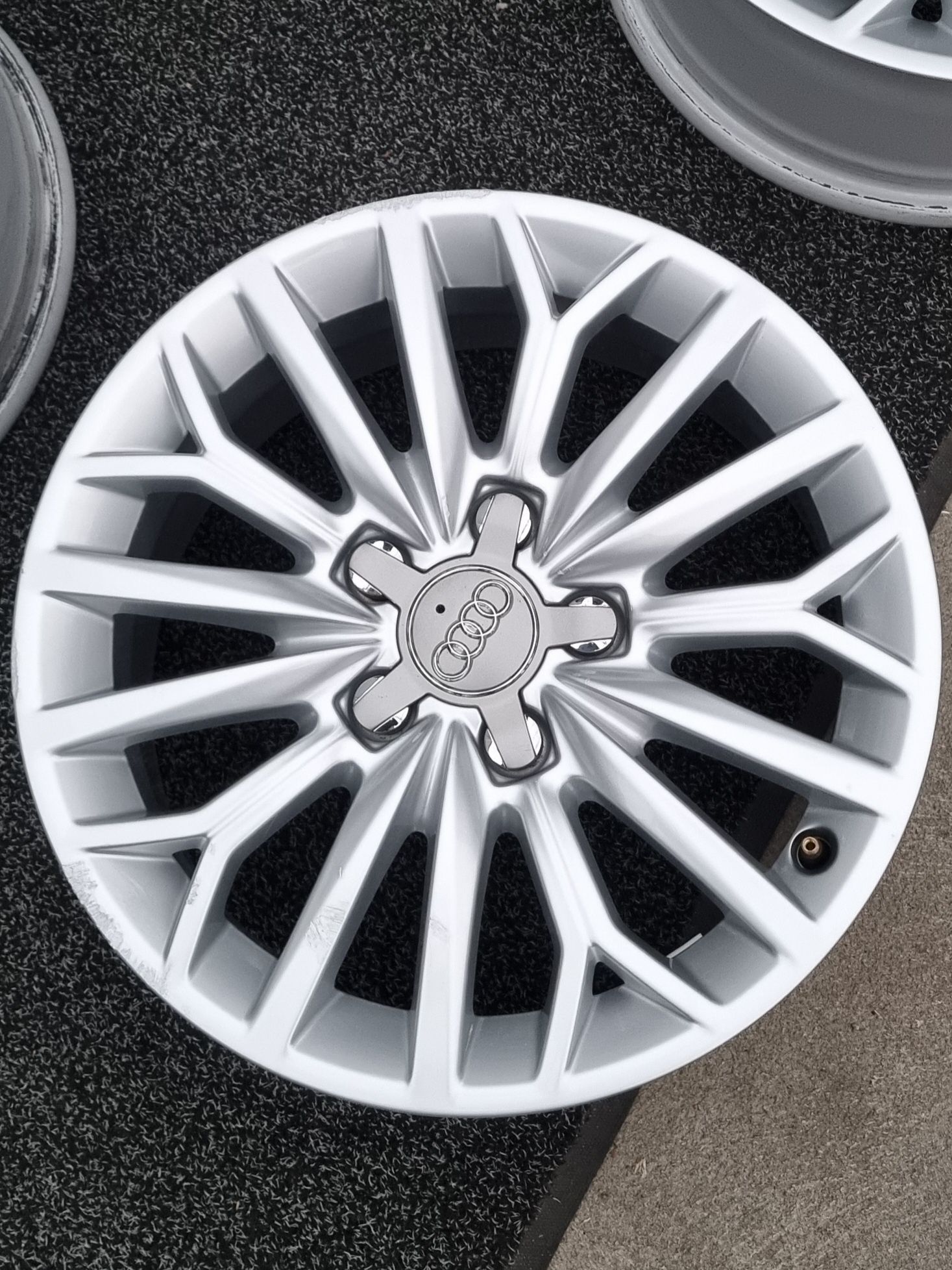 Felgi Alu 16" Audi A3 8V 8P 8Y Q2 5x112 Oryginalne