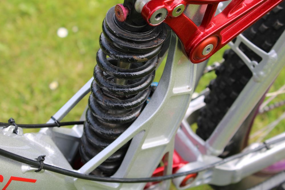 Iron horse Sunday [downhill enduro dirt freeride]
