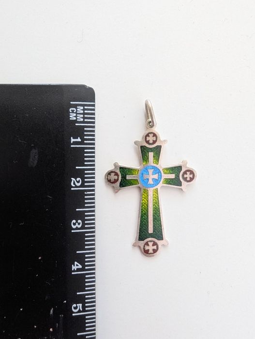 Хрест хрестик срібний мінанкарі