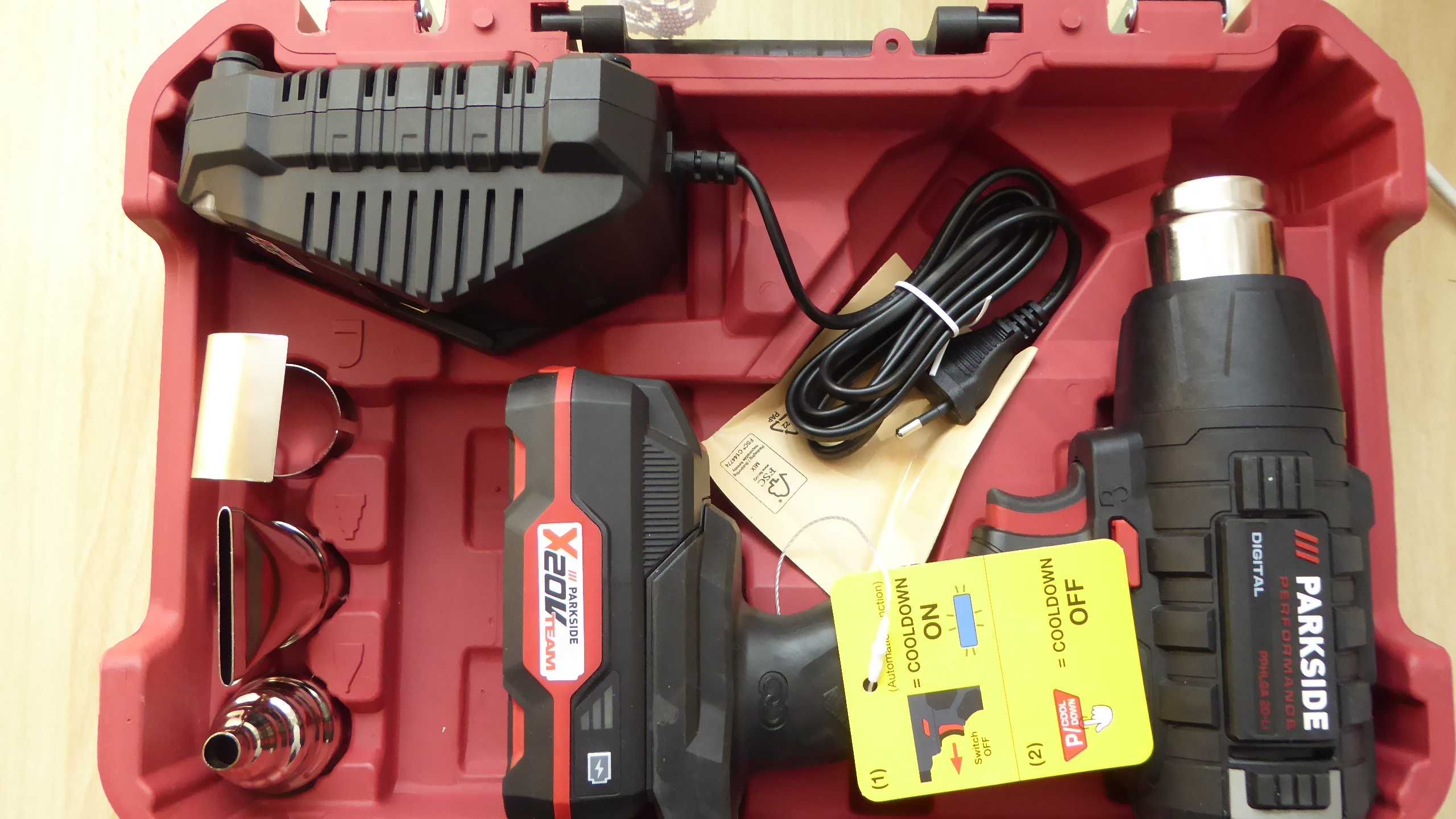 Nieużywana 20V/240W PARKSIDE PERFORMANCE PPHLGA 20-Li A2 z aku i ład