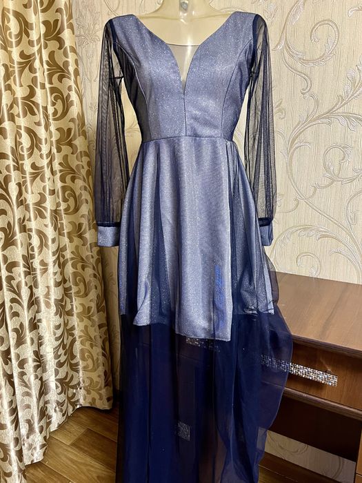 Платье вечернее нарядное