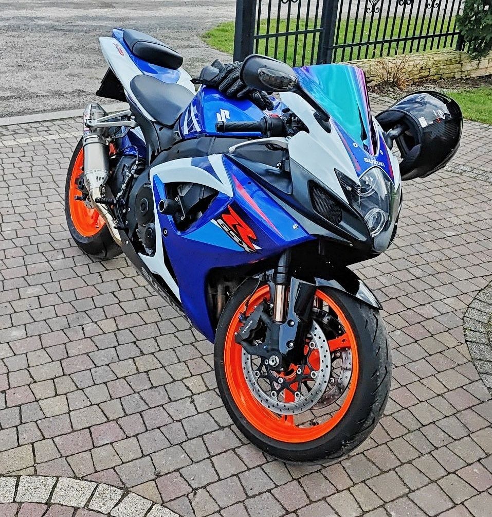 Sprzedam Suzuki Gsxr 750 K7