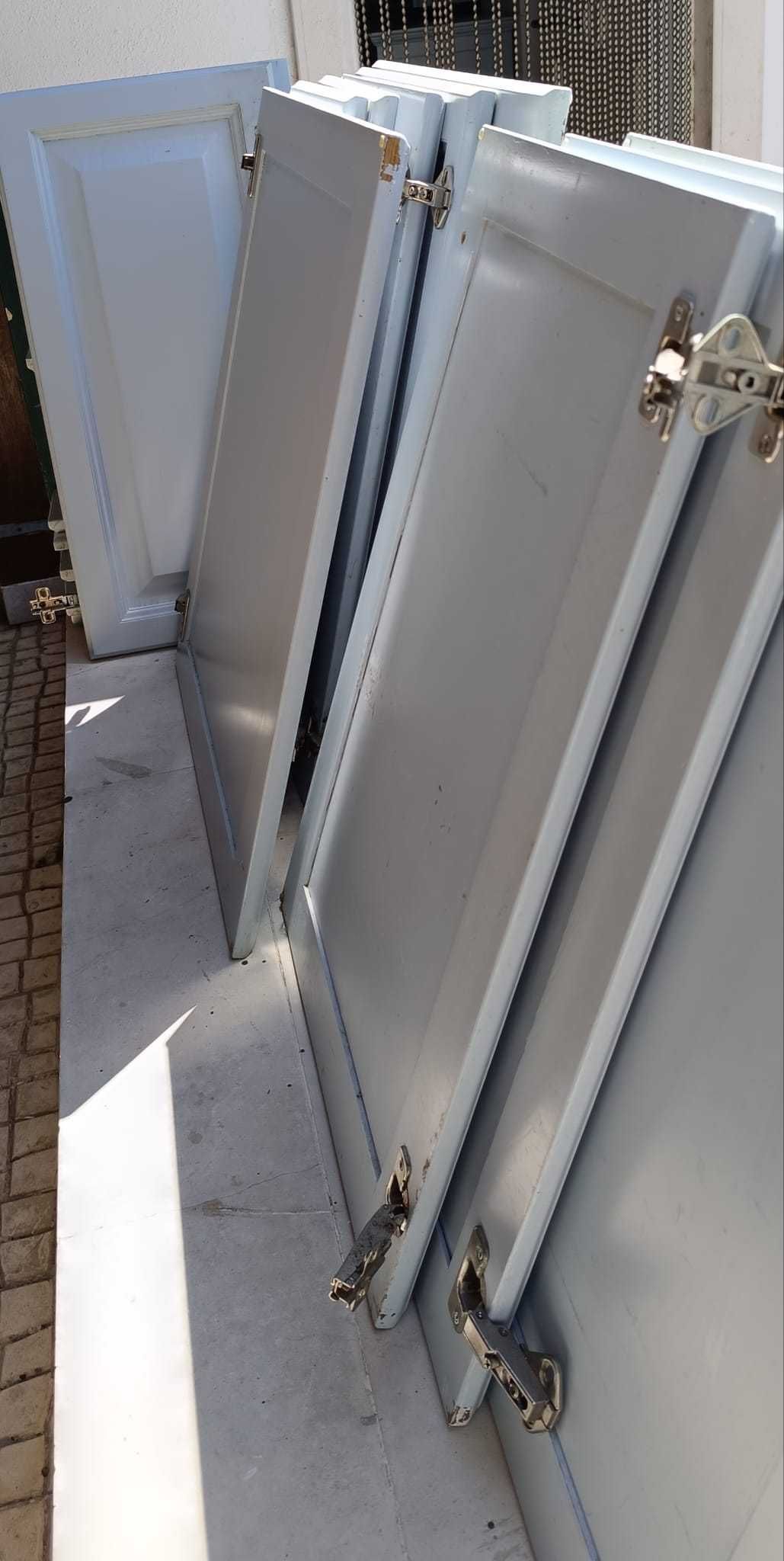 Portas de armários de cozinha