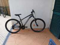 Rockrider ST 100 2023 – MTb 27,5″ em excelente estado