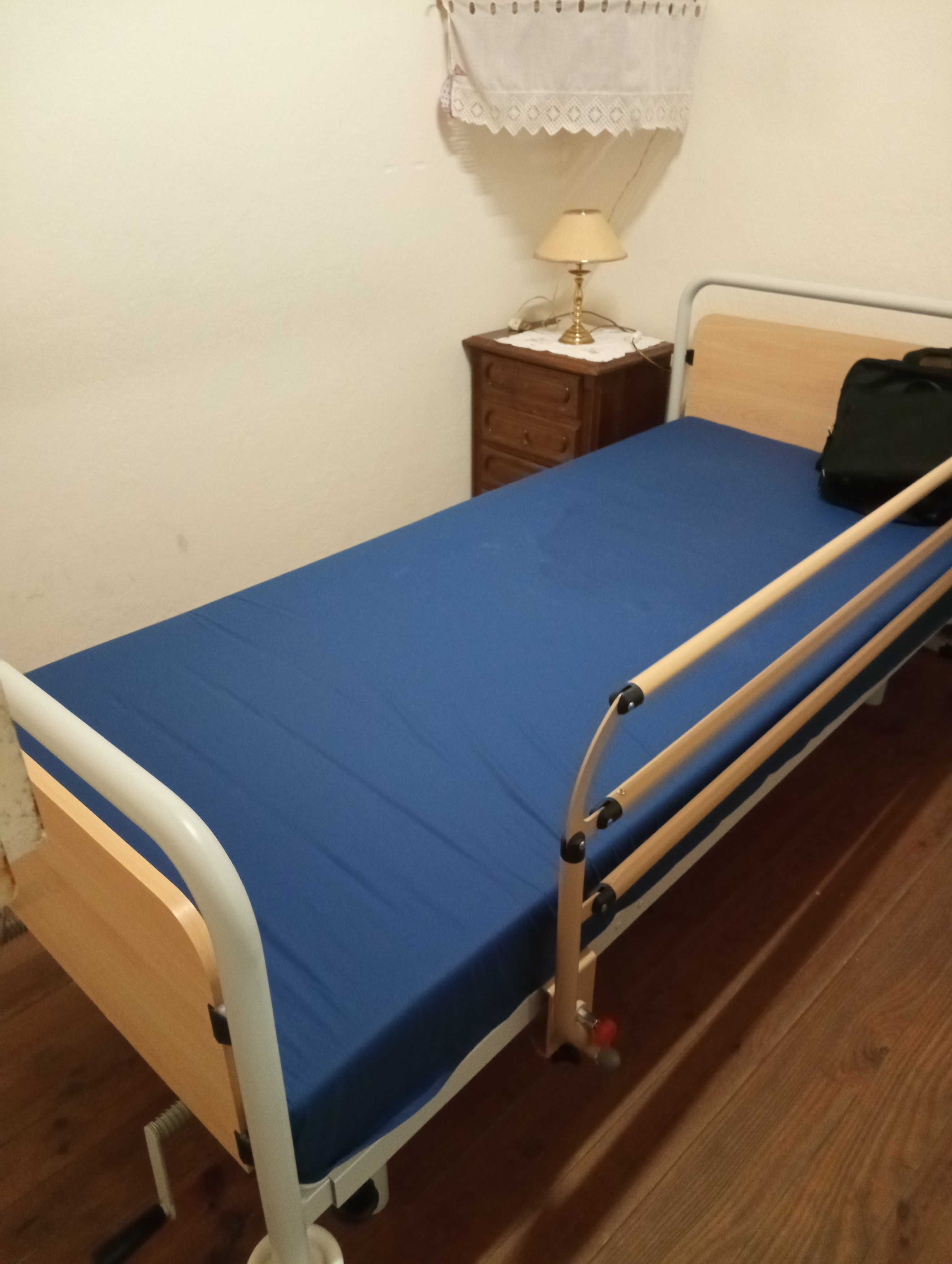 Cama articulada com colchão