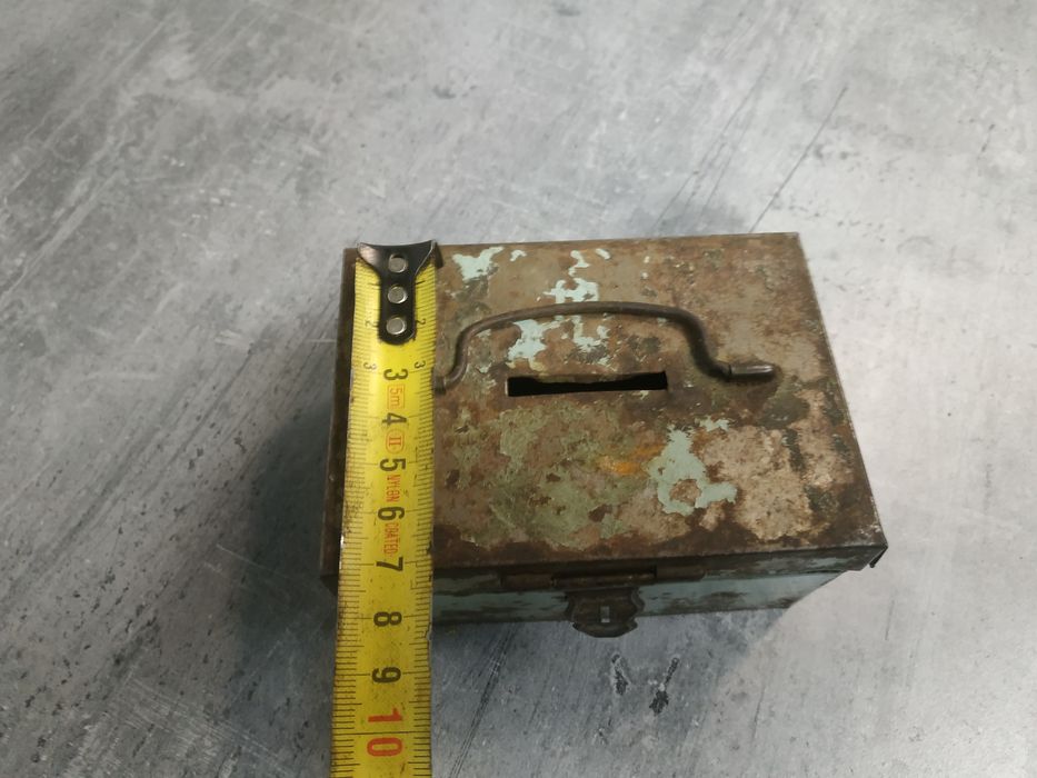 Sprzedam skarbonkę PRL