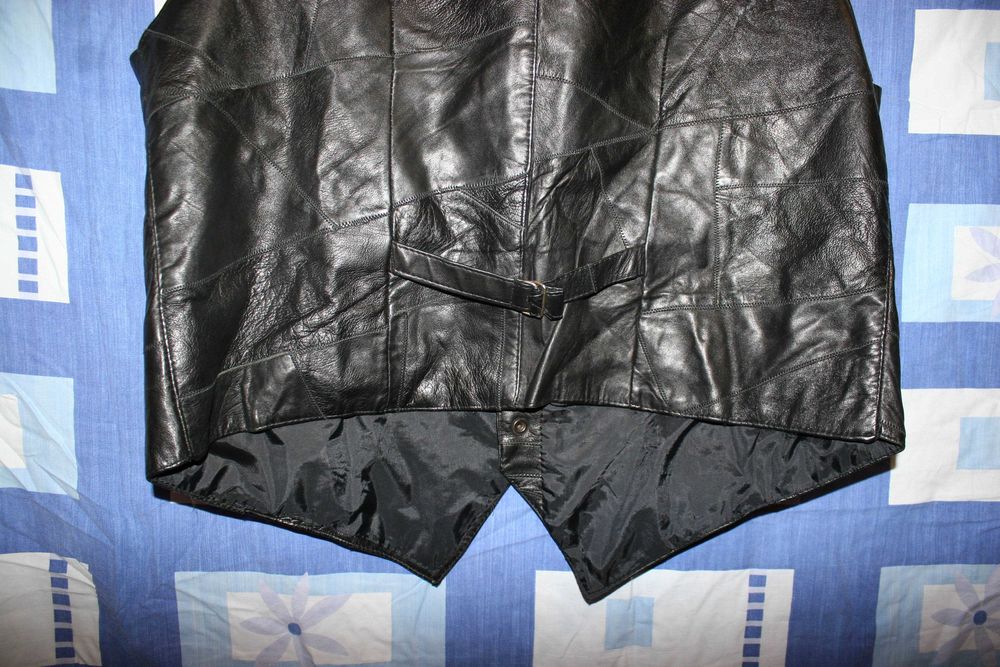 Мужская кожаная жилетка можно для мото