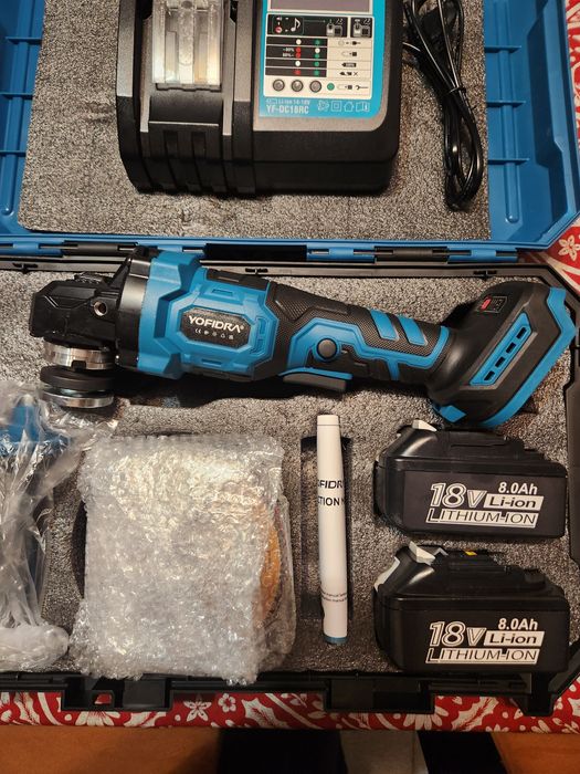 Rebarbadora a bateria nova