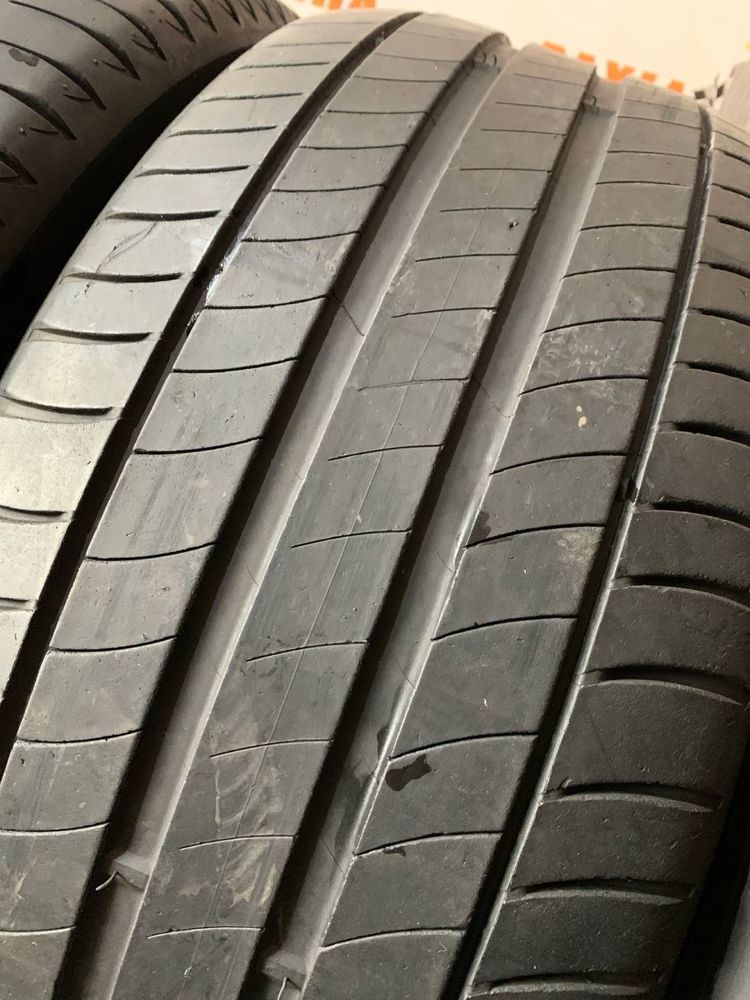 Комплект літніх шин 235/50R17 Michelin Primacy 3