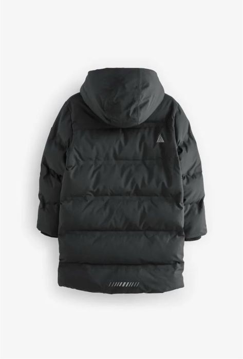 Зимова куртка Next в наявності