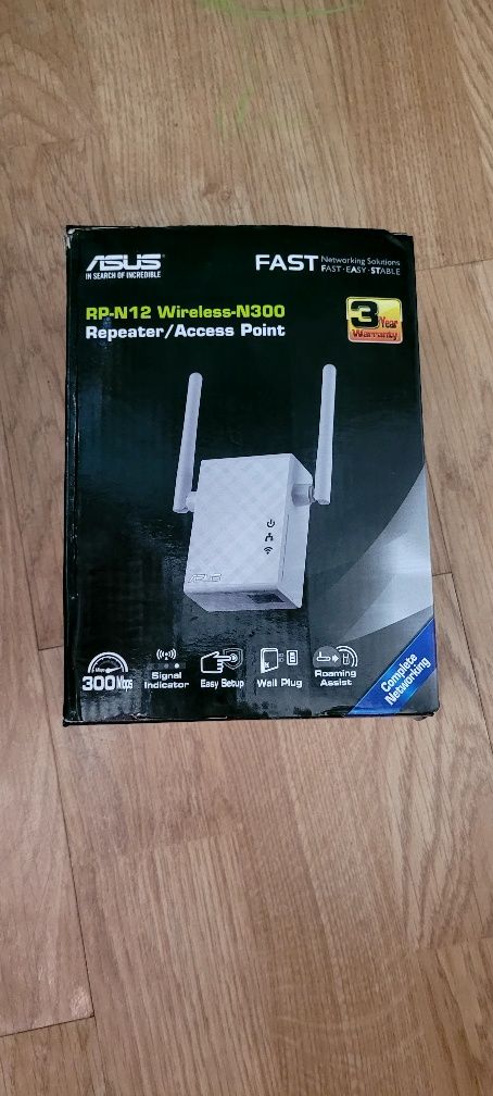 Wzmacniacz sygnału WiFi Asus RP-N12 wireless N300