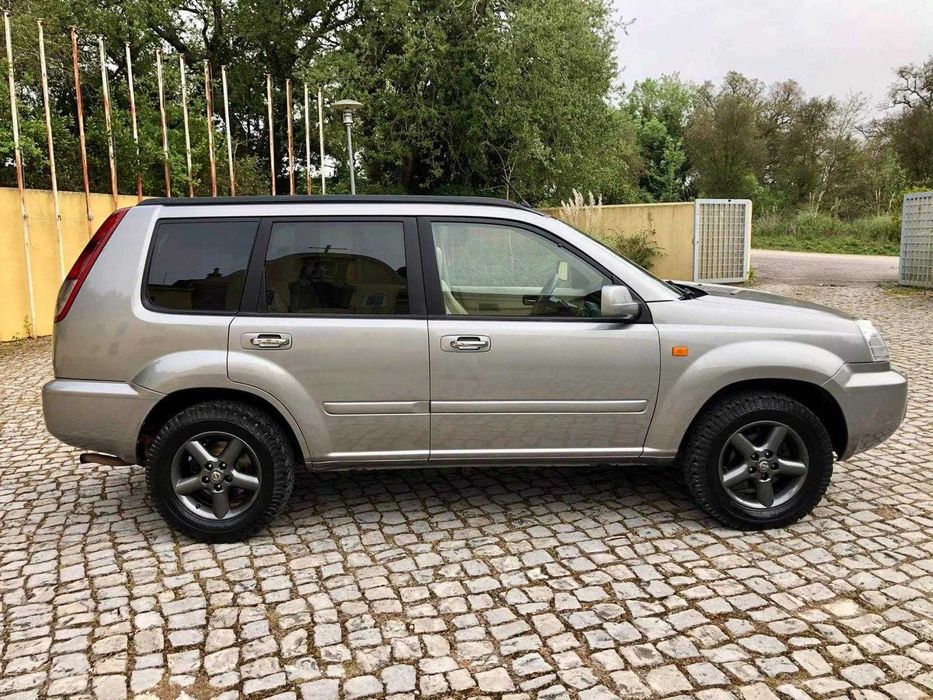 Nissan x-trail 2.2