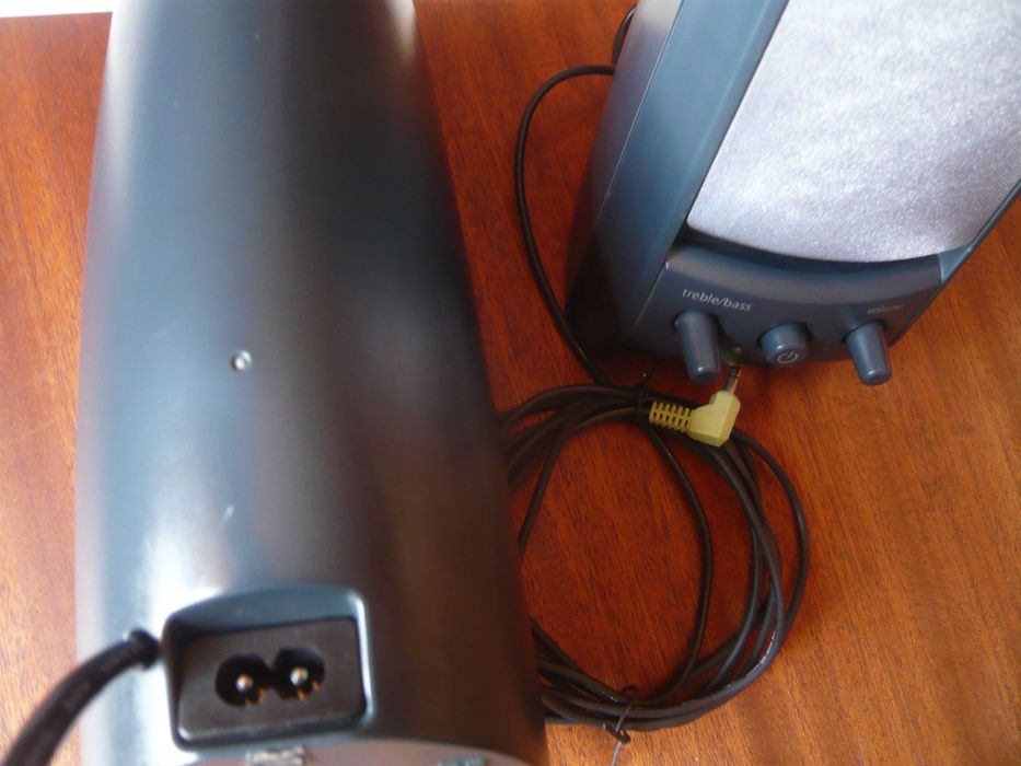 Colunas Logitech X-120