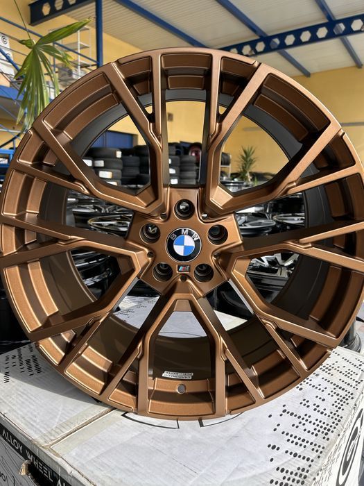 Felgi aluminiowe Bmw X5 X6 X7 20 cali złote