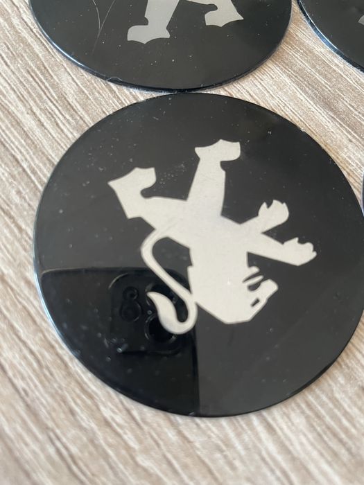 Emblematy naklejki na kolpaki