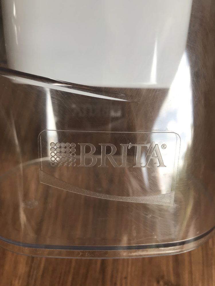 Dzbanek filtrujący Brita Aluna XL