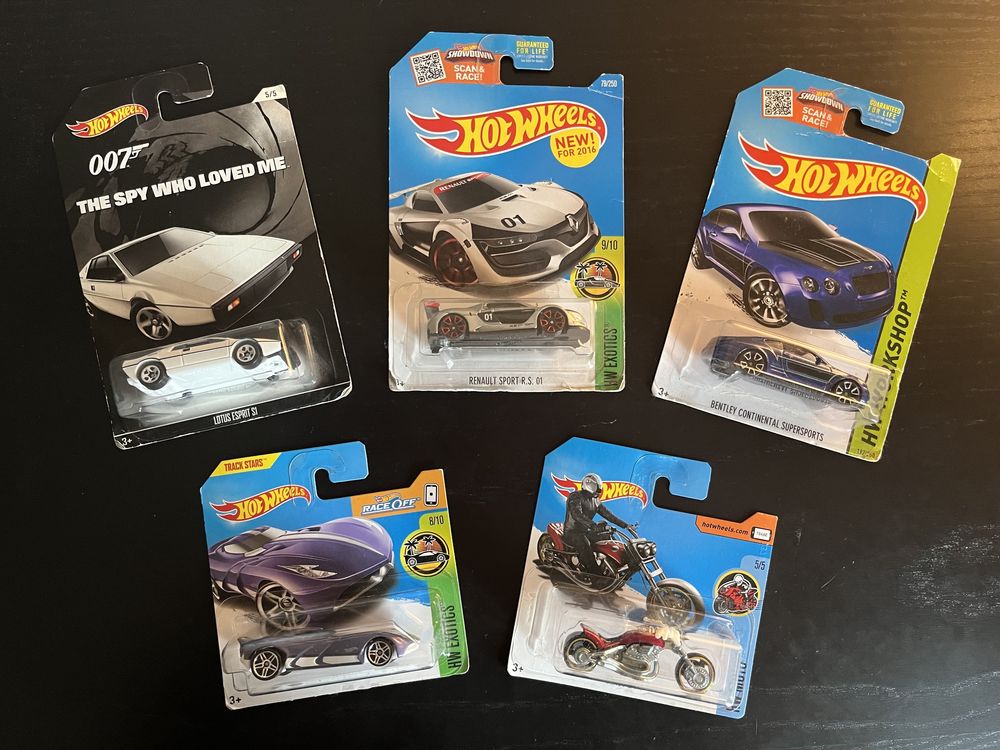 Машинки Hot Wheels 2014-2017 років (нові, запаковані)