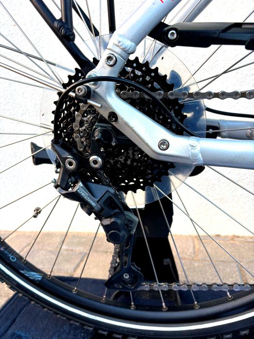 Rower Elektryczny * VICTORIA E-TREKKING 28* BOSCH CX Shimano DEORE 10s