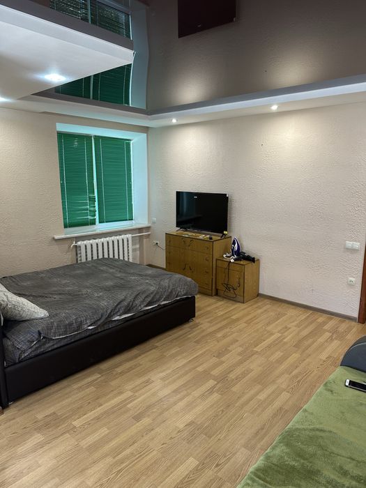 Квартира пободово , центр міста , поруч сімья , чудо маркет