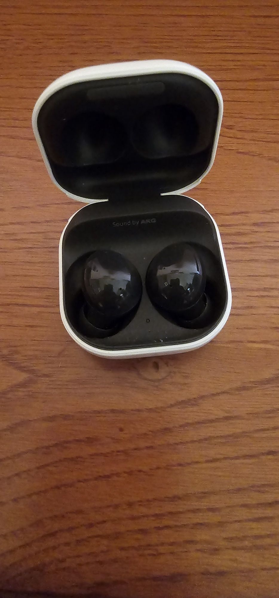 Vendo auriculares Earbuds2