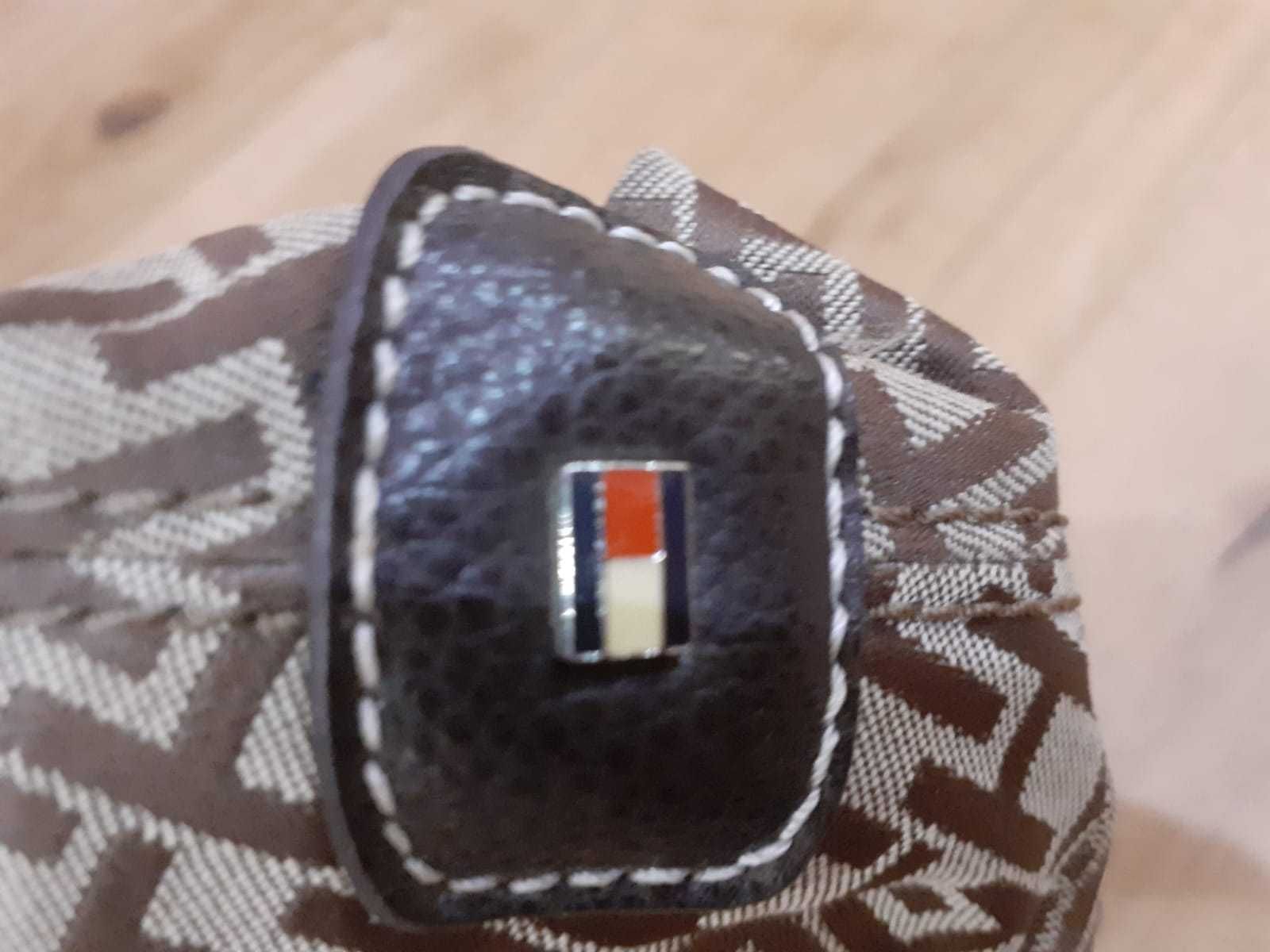 Tommy Hilfiger mała torebka Stan bdb