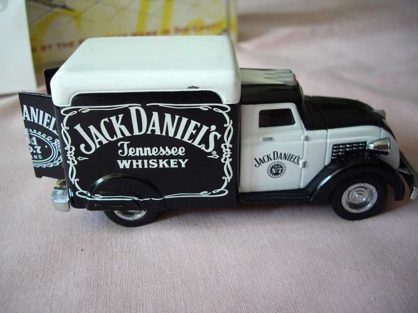 Matchbox DODGE AIRFLOW Jack Daniels Unikat !!!