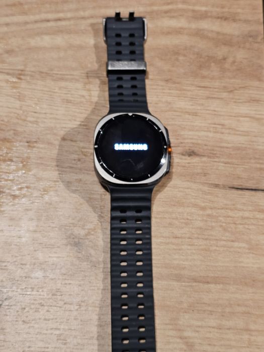Samsung galaxy Watch Ultra z 2024r