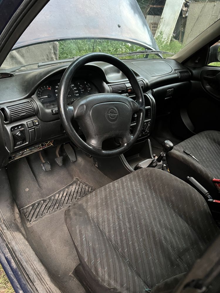 Opel Astra f 1.6 16v ecotec