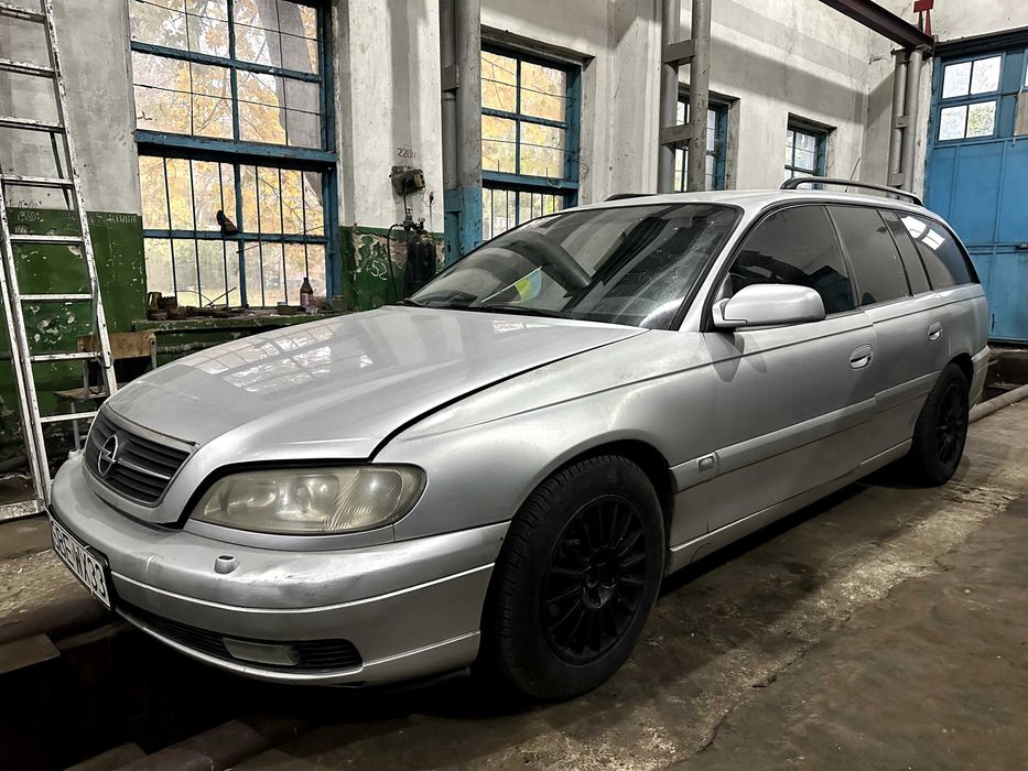 Opel Omega універсал