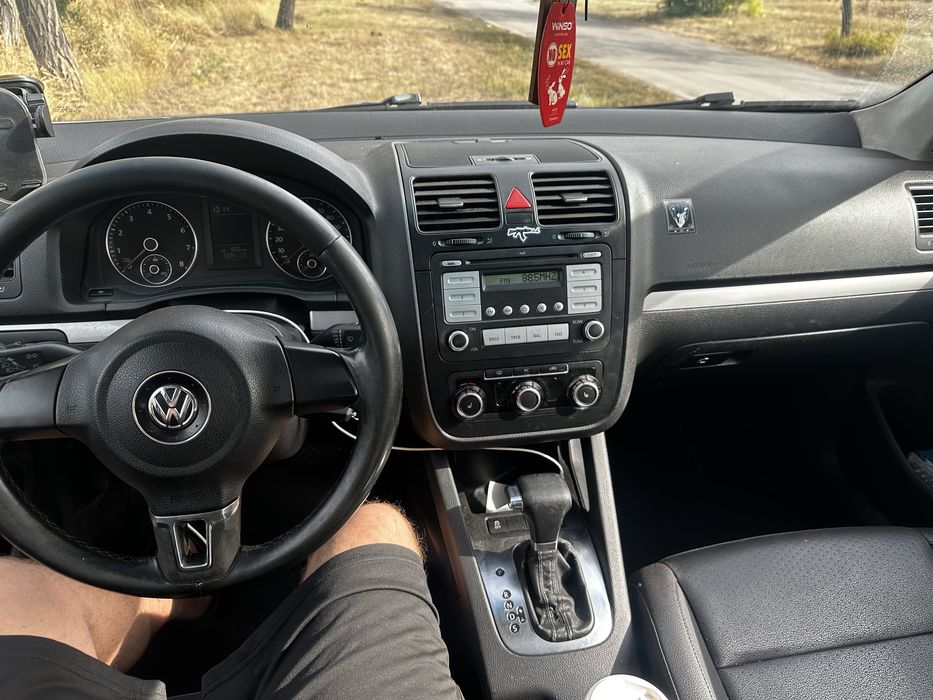 Volkswagen jetta 2010 рік 2,5 бензин/газ