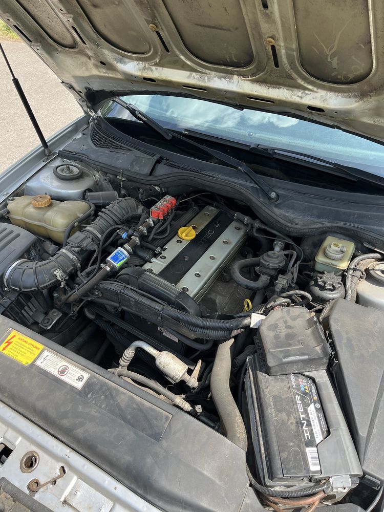 Opel Omega b.