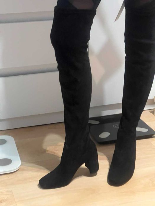 stylowei wyodne kozaki za kolano