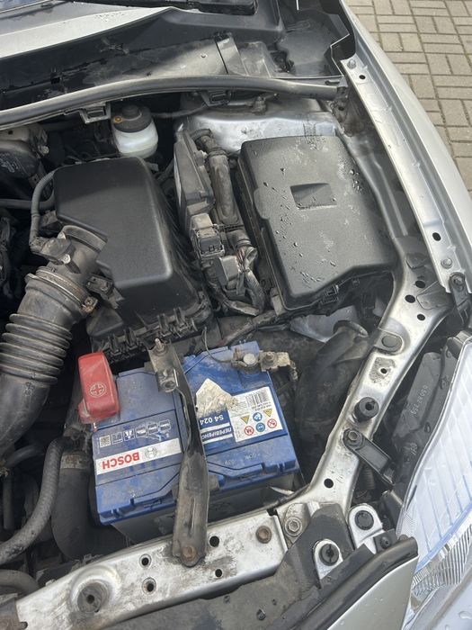 Продам своє офіційне авто