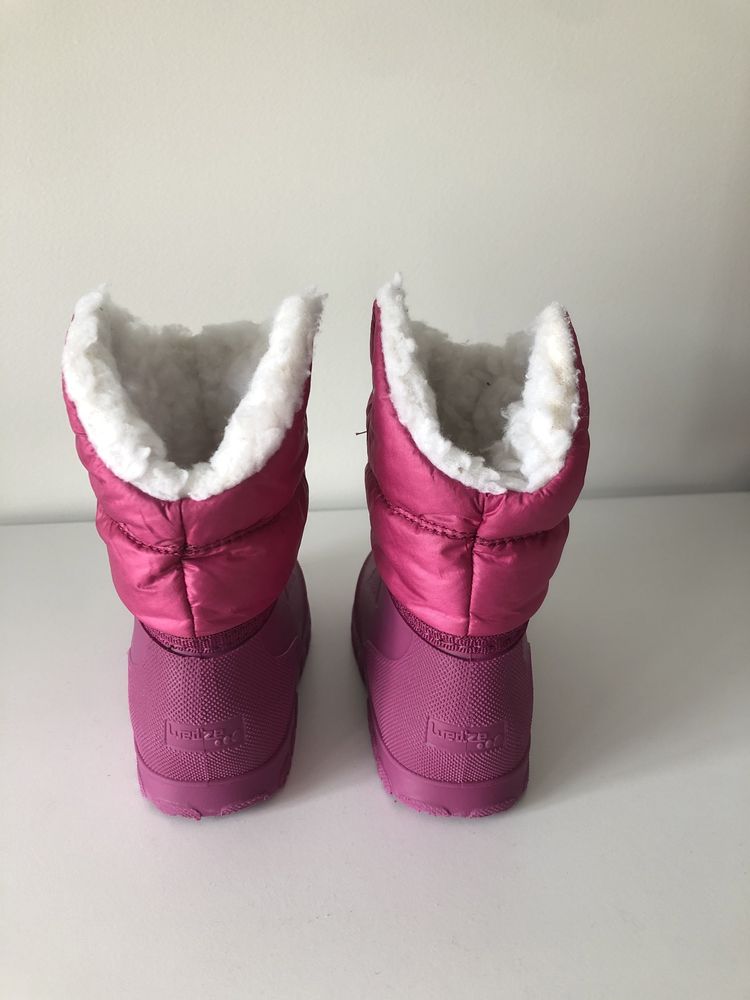 Botas de menina, cor de rosa, tamanho 20/21, como novas.