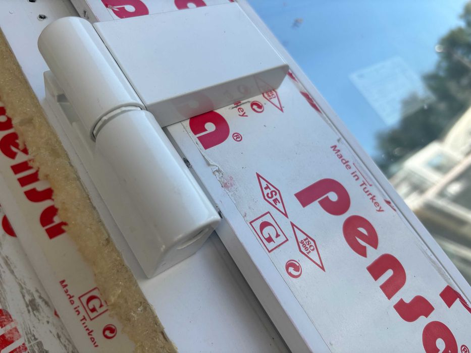 Новая металлопластиковая входная дверь 2000\900 входная группа