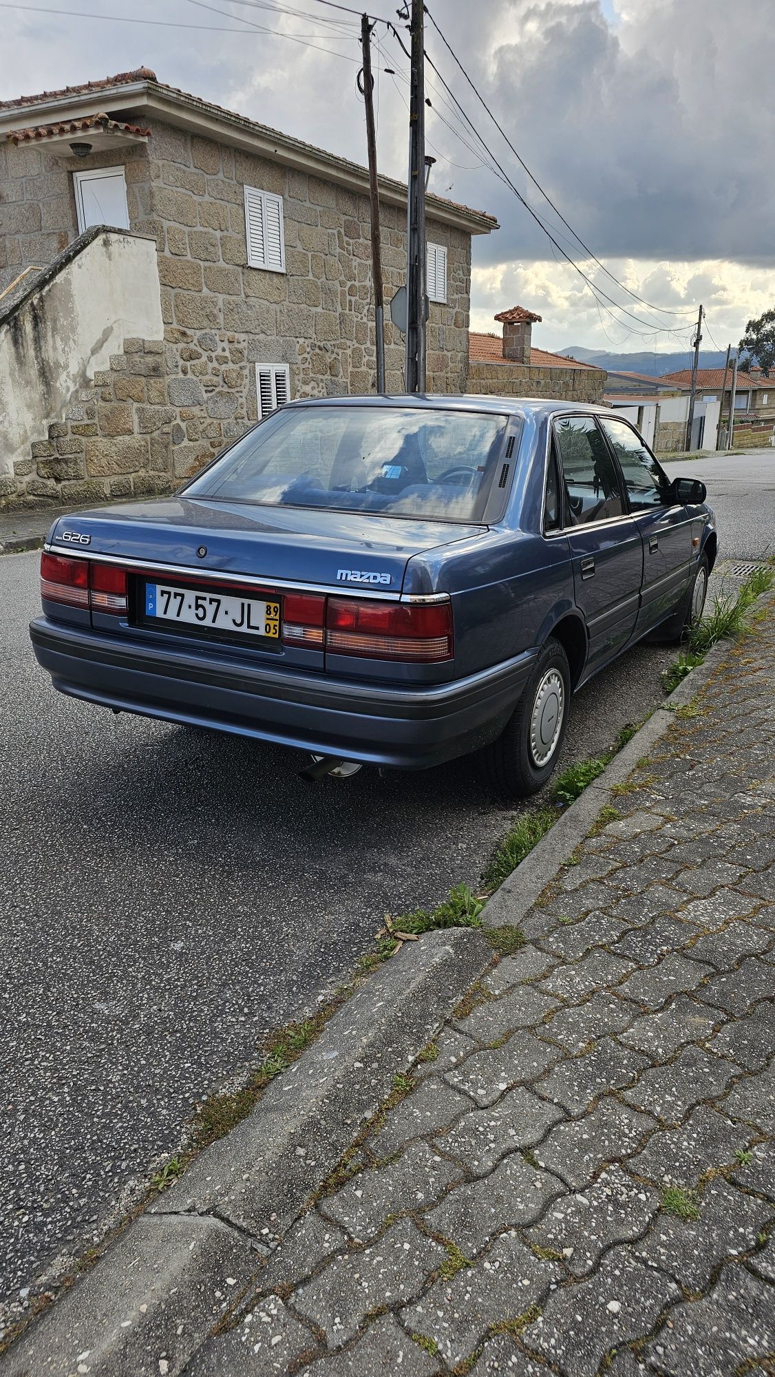 Mazda 626 *Como Novo*