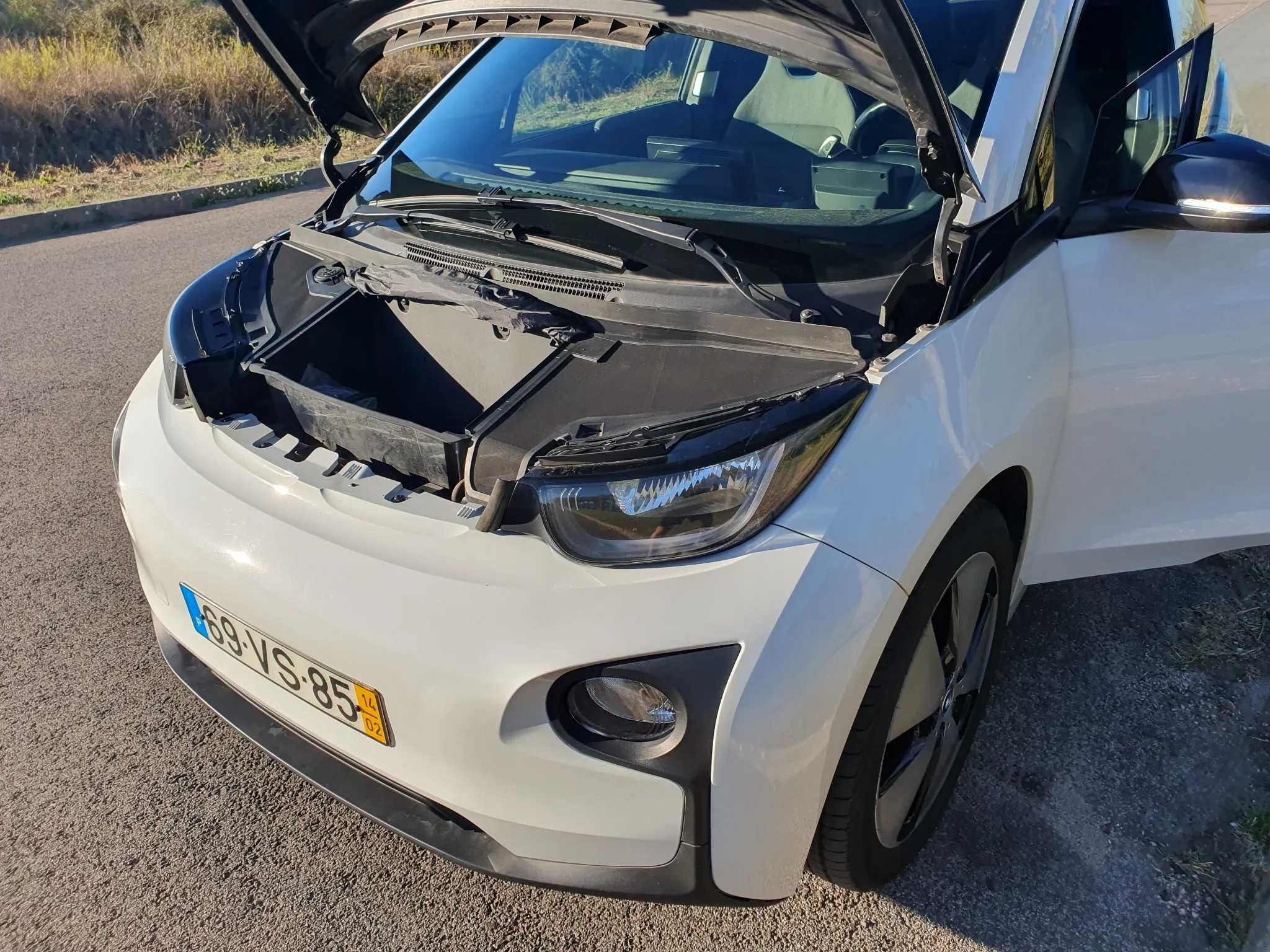 BMW i3 60Ah 170cv (menos de 2€ por cada 100km / autonomia até 150km)