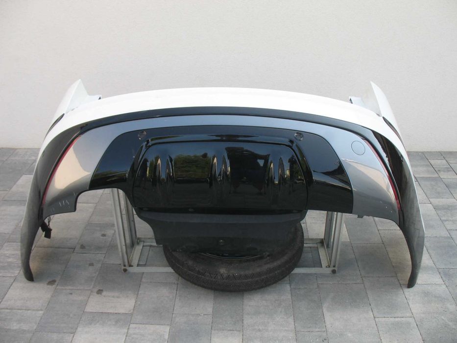 Range Rover Velar zderzak tył kompletny z czujnikami i wiązkami