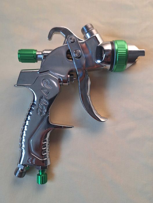 Пистолет покрасочный Краскопульт 1.4+1.7+2.0+2.5 В комплекте