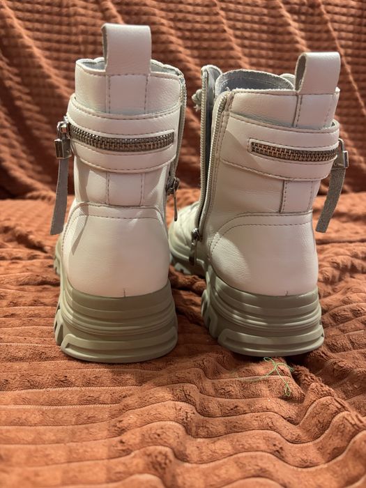 Жіночі ( дівчачі) зимові чобітки фірми Lonza