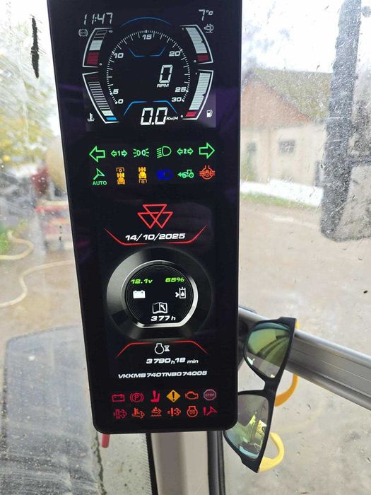 Massey Ferguson 8s.245 dynaVT vario (225,265,305)