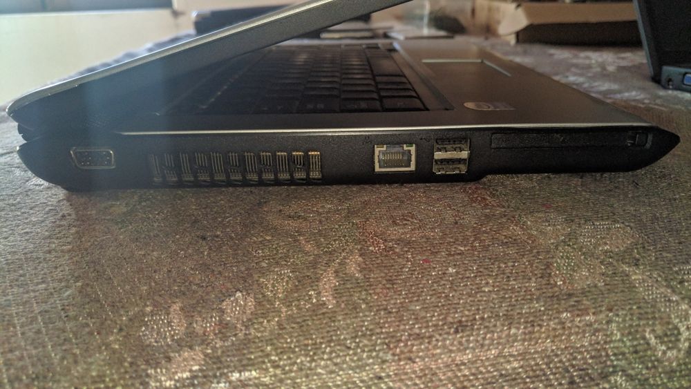 Portateis toshiba l300-145 e Insys m761su para peças