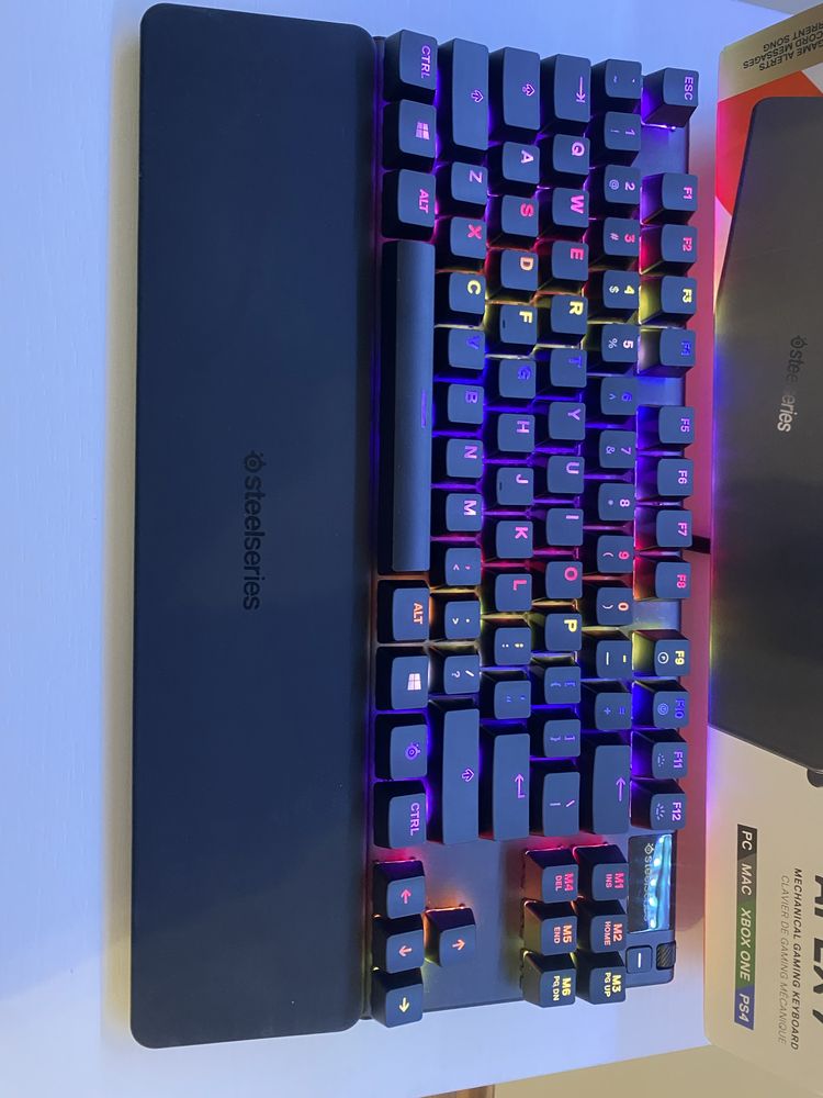 Steelseries Apex 7 TKL Red SWITCH